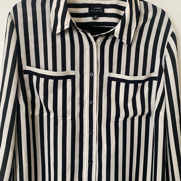 The Limited Black and White Striped Blouse 2X - Picture 5 of 5